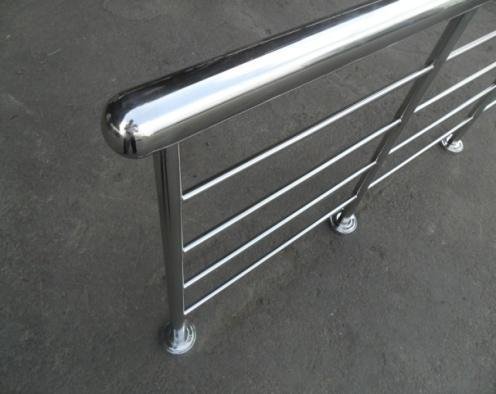 Shopping Mall Escalator - Green Mall