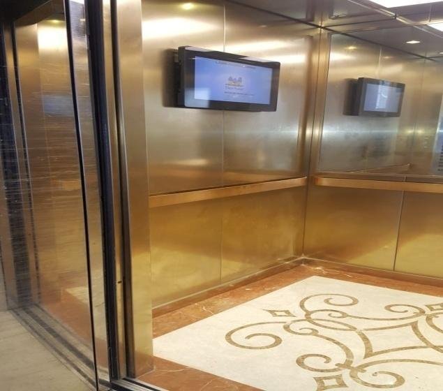 Sliding Gates - Warehouse Security